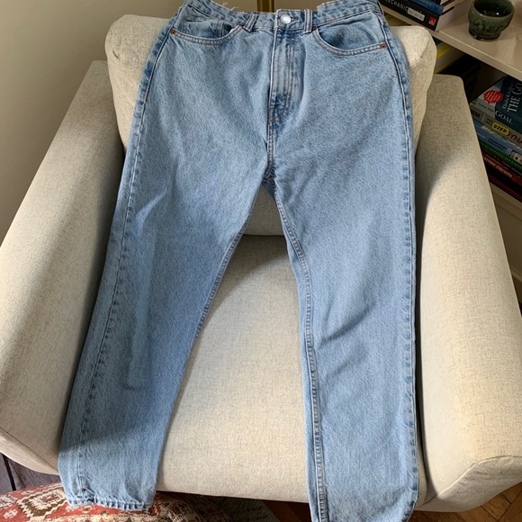 Zara Denim - Zara Straight Fit Mom jeans